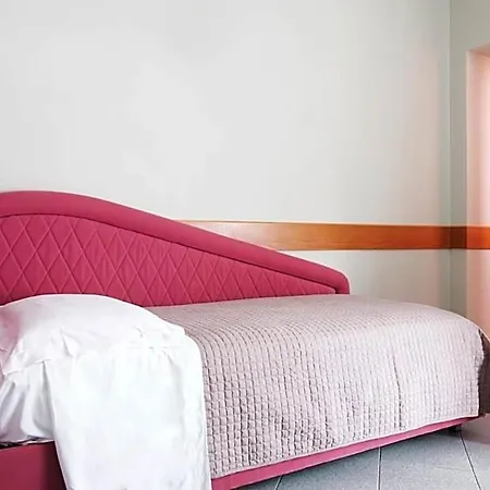Junior By Oasigroup Hotel