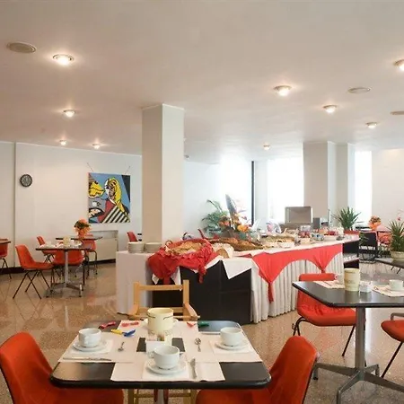 Hotel Junior By Oasigroup Rimini