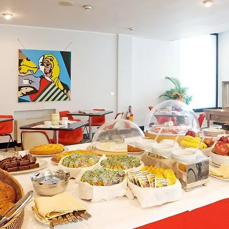 Hotell Junior Rimini