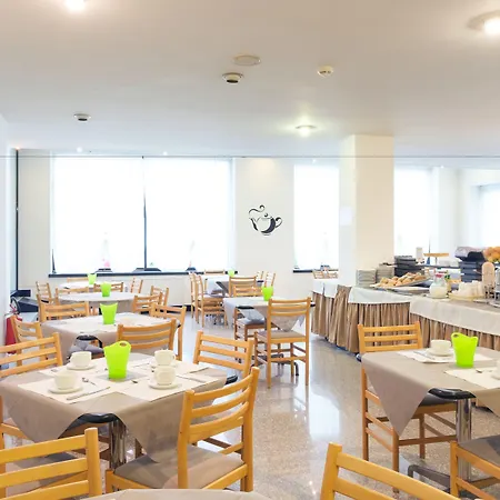 Hotel Junior By Oasigroup