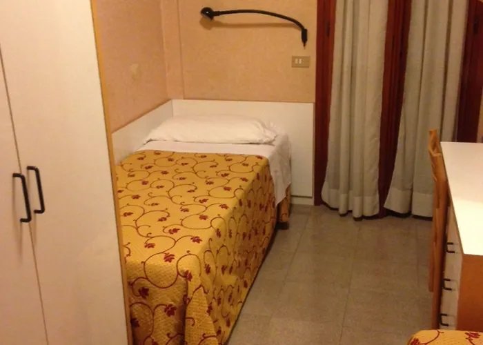 Hotell Junior Rimini